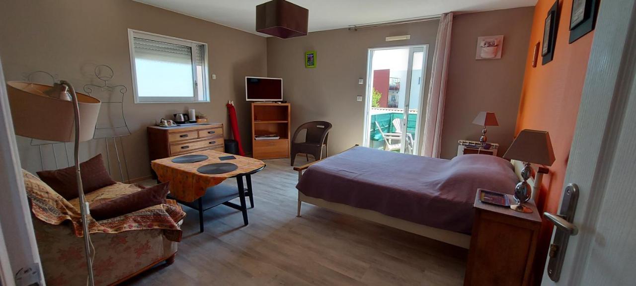 Chambre d'hôte Fleur de Potager Les Sables-dʼOlonne Extérieur photo