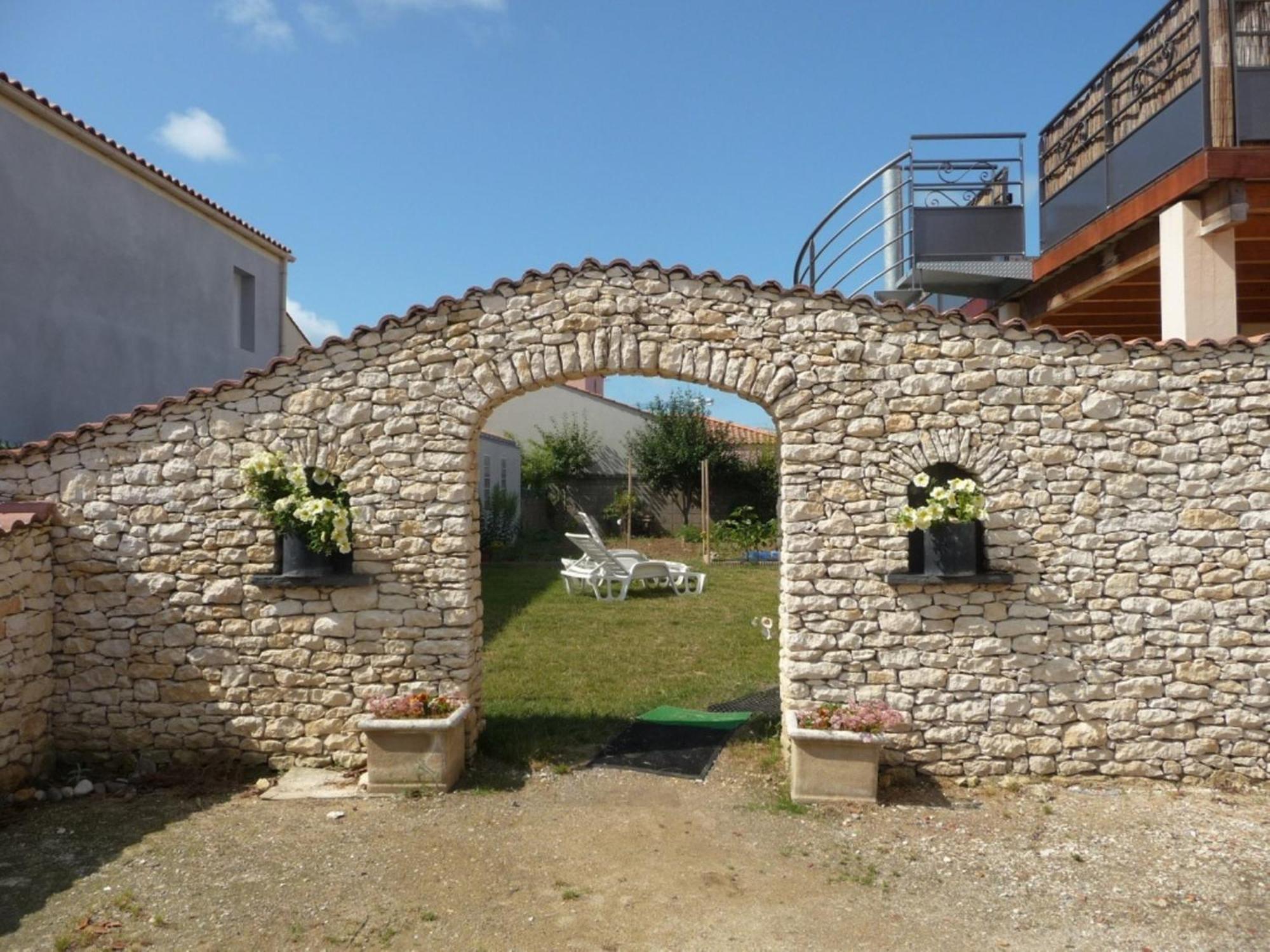 Chambre d'hôte Fleur de Potager Les Sables-dʼOlonne Extérieur photo
